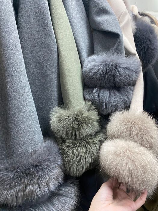 Палто от естествен косъм и вълна