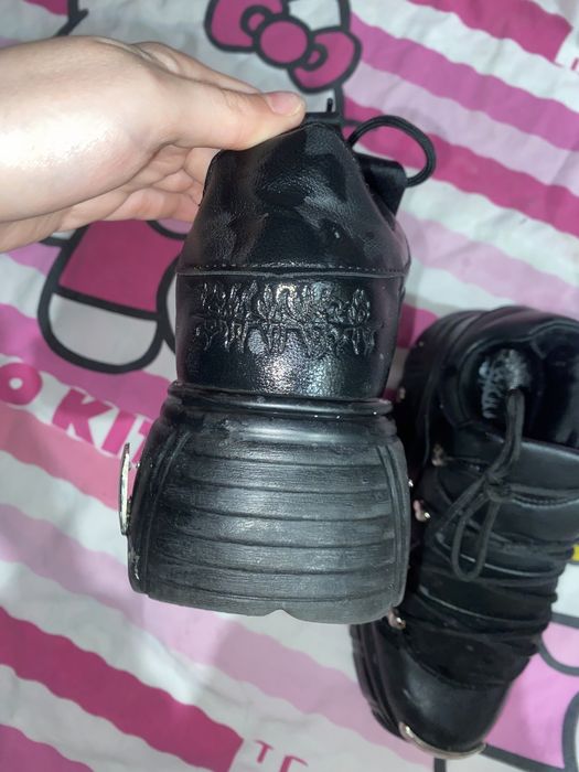 New Cropp обувки