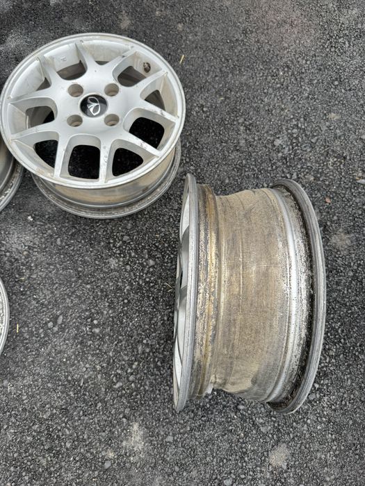 Литые диски  R15