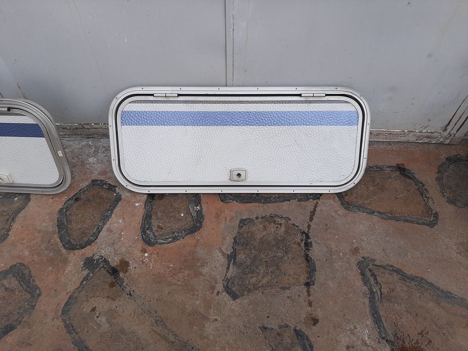 Usi vizitare rulota-camper