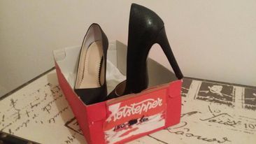 Vand pantofi piele neagra cu toc inalt Hot Stepper