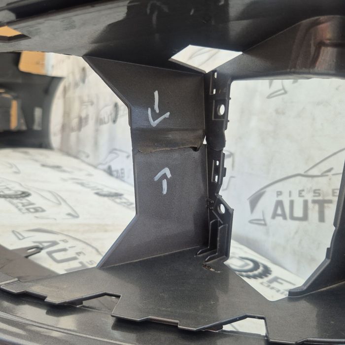 Bara fata Audi A4 B9 Facelift an 2019-2020-2021-2022-2023