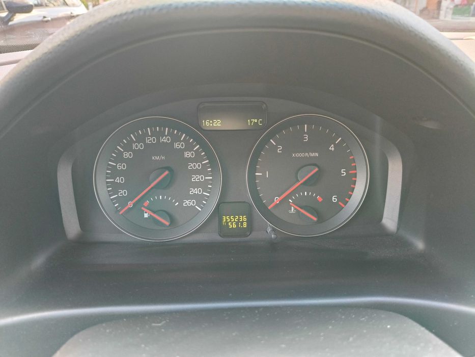 Volvo S40 1.6 Diesel 2010 – economic, intretinut, pret bun