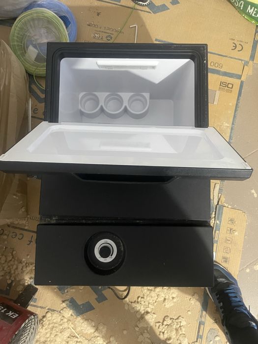 Vand frigider de camion renault T