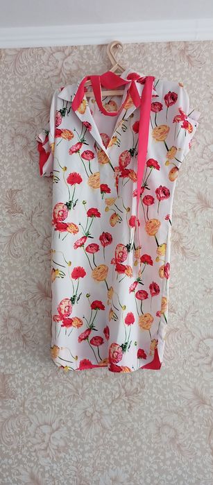 Продам не дорого платья.