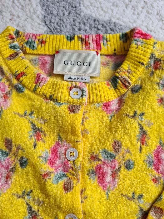 Cardigan Gucci 4 ani dar merge la 3 ani