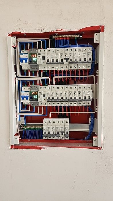 Нужен электрик 24/7