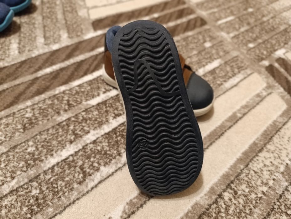 Детски обувки р-р 25