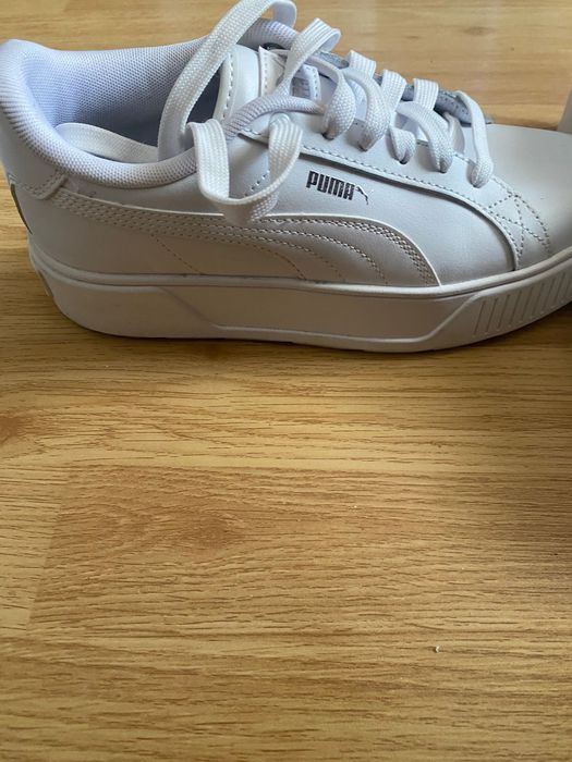 Adidasi Puma Karmen