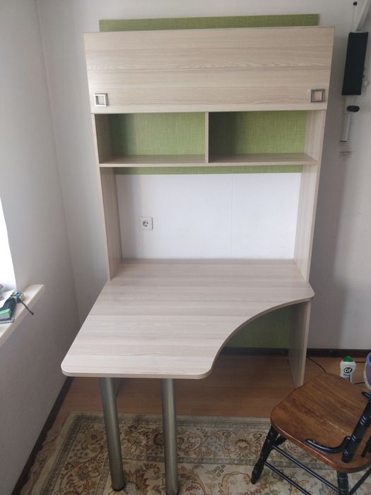 Стол для учебы/ПК