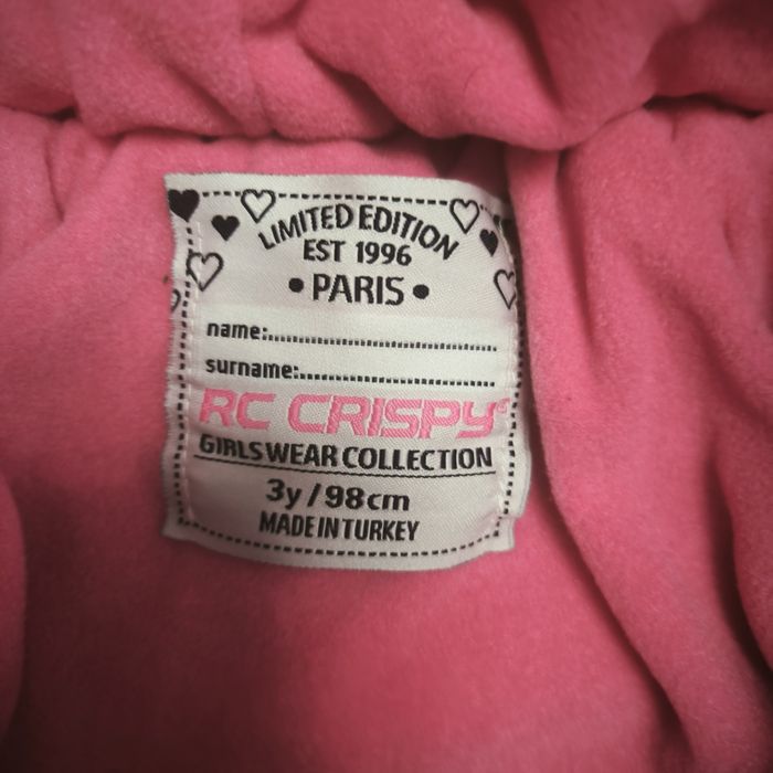 Зимни якета и космонавт