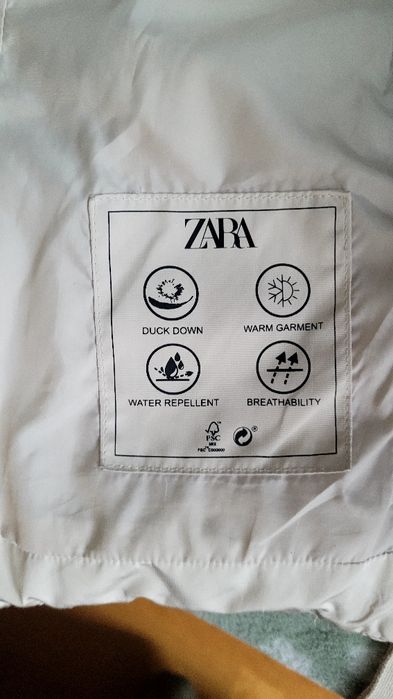 Geaca dama zara cu pene de rata mărimea M