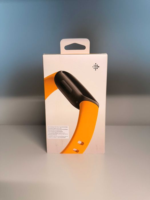 Bratara fitness Fitbit Inspire 3 Morning Glow/Black