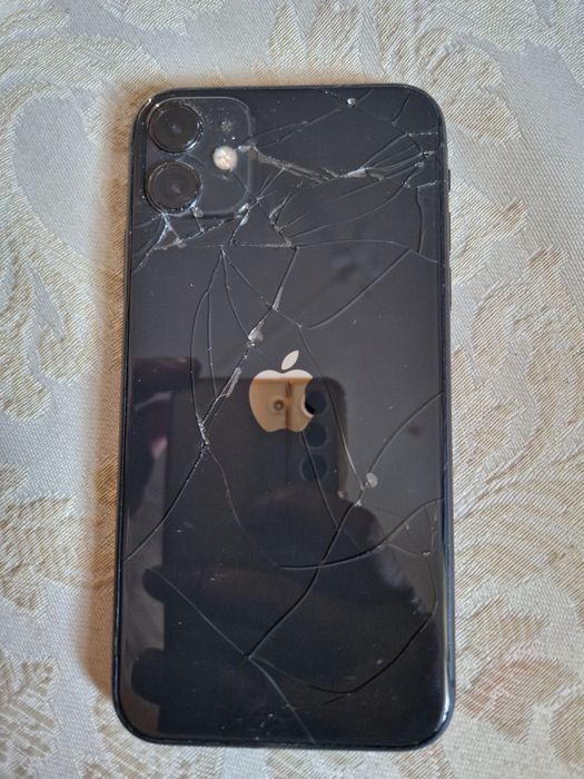 iphone 11. 128 gb Samsung s22 plus