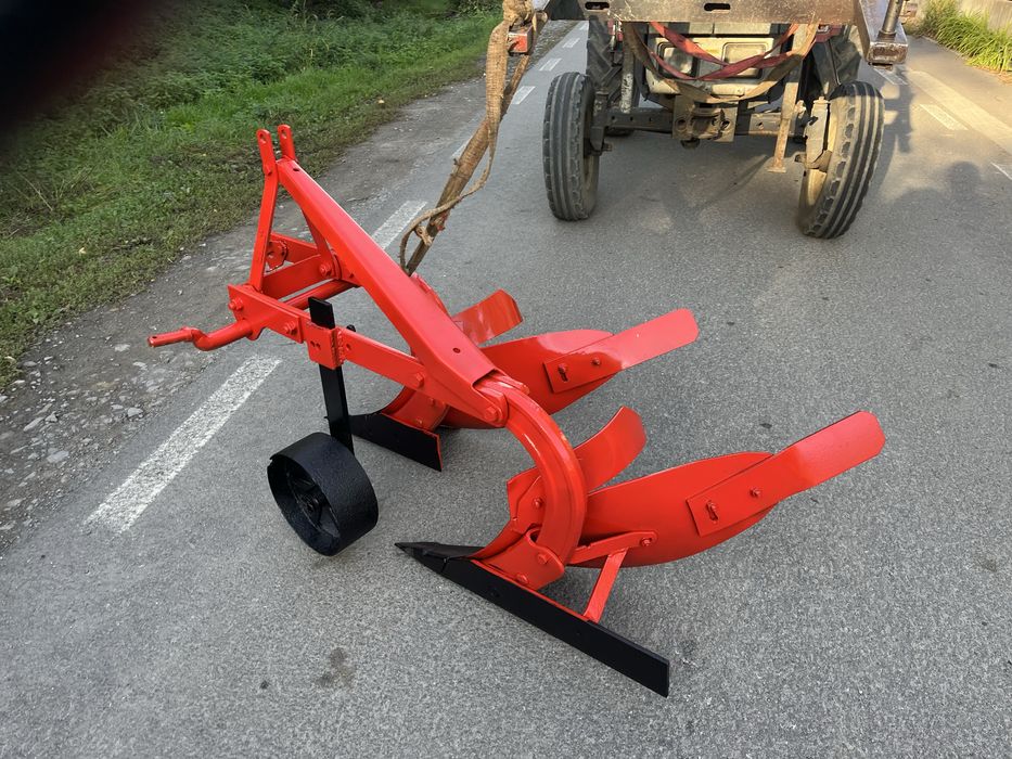 Pluguri. cu doua brazde