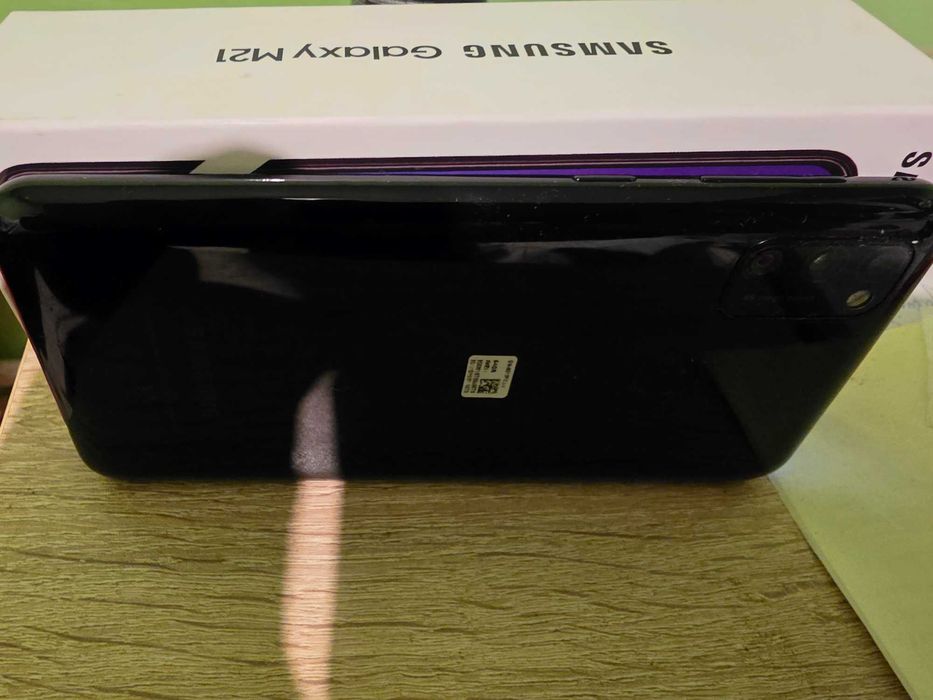 Samsung galaxy M21
