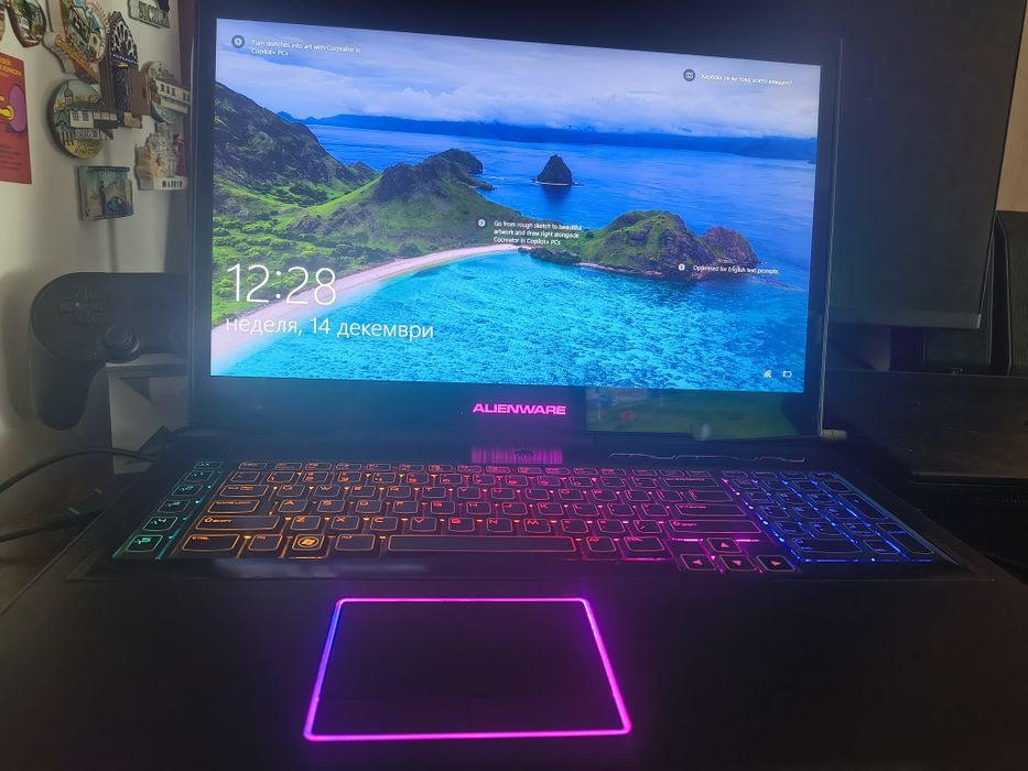 Продавам Dell Alienware M18X