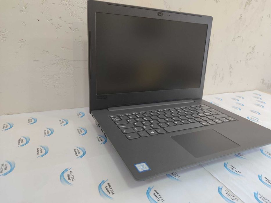 Lenovo V130-14IKB i5 - 7200U, 8GB DDR4, 256GB SSD, 14'' FHD, клас "А"