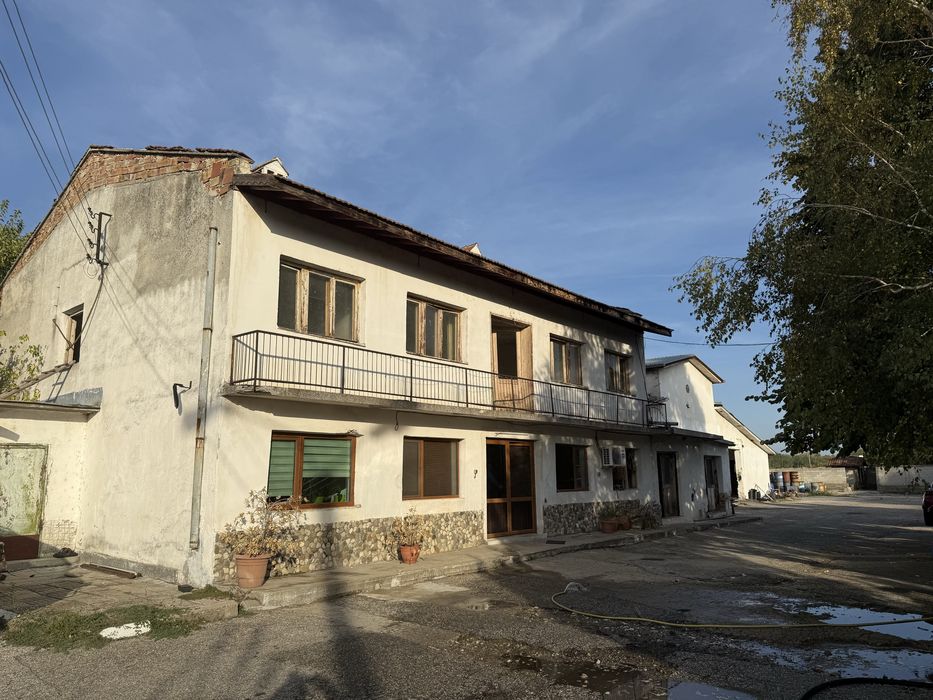 Продава се Промишлена сграда в с. Калугерово, Област Пазарджик - 23000 кв.м за 30 €/кв.м - Снимка #4
