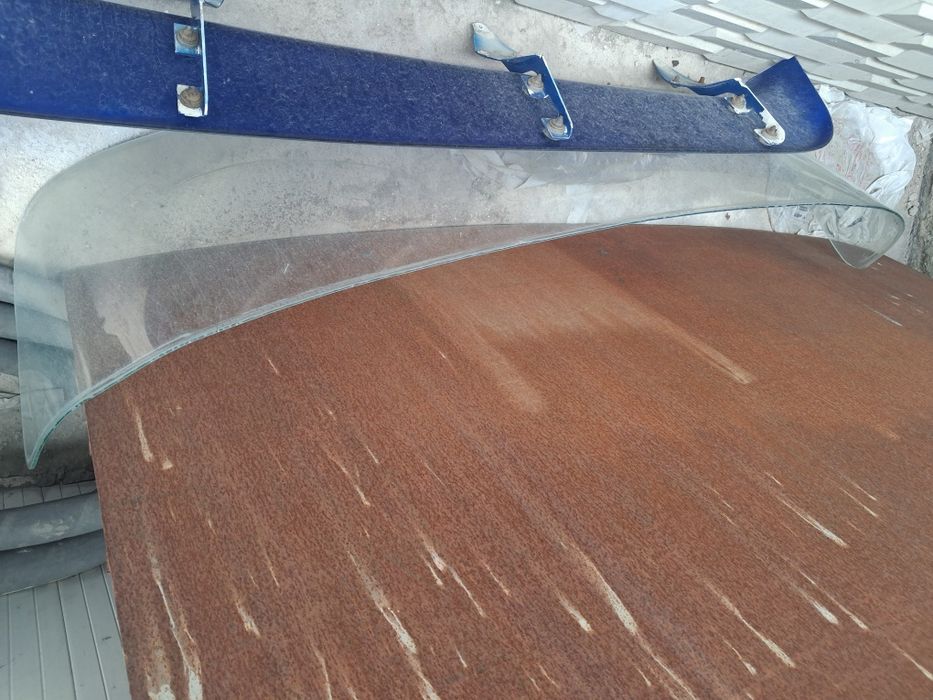 Лобовой стекло зил