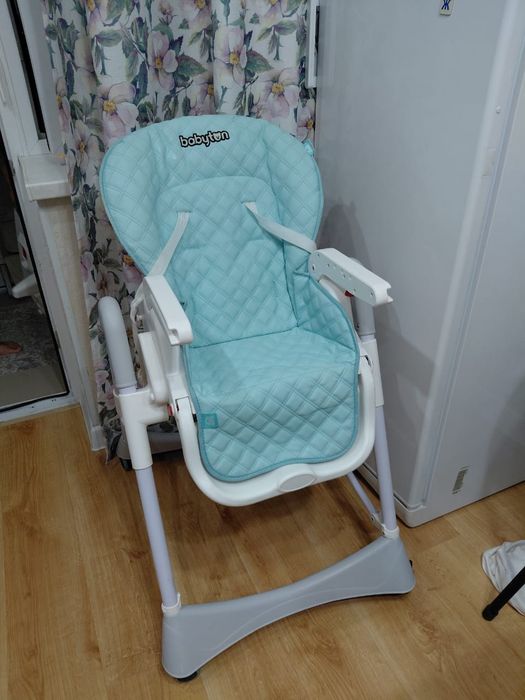 Продам Детский стульчик для кормления