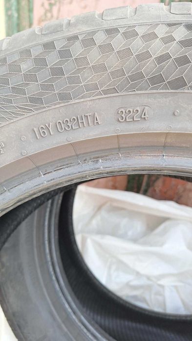Продавам летни гуми Continemtal 225/55/ 17