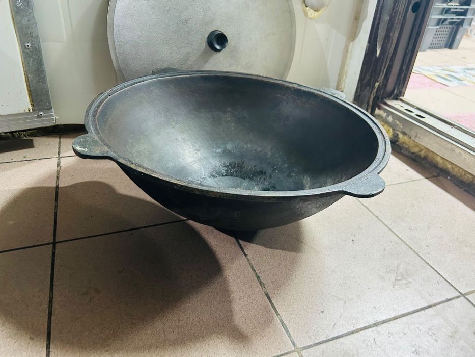 Казаны 22 и 30л чугун