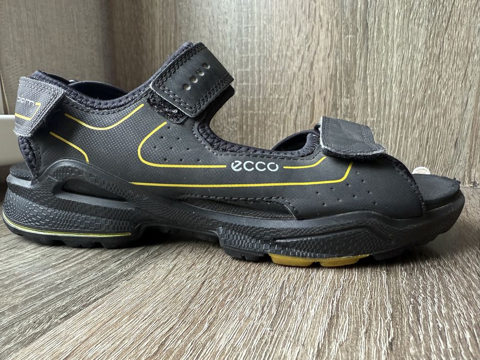 Подростковые сандали Ecco