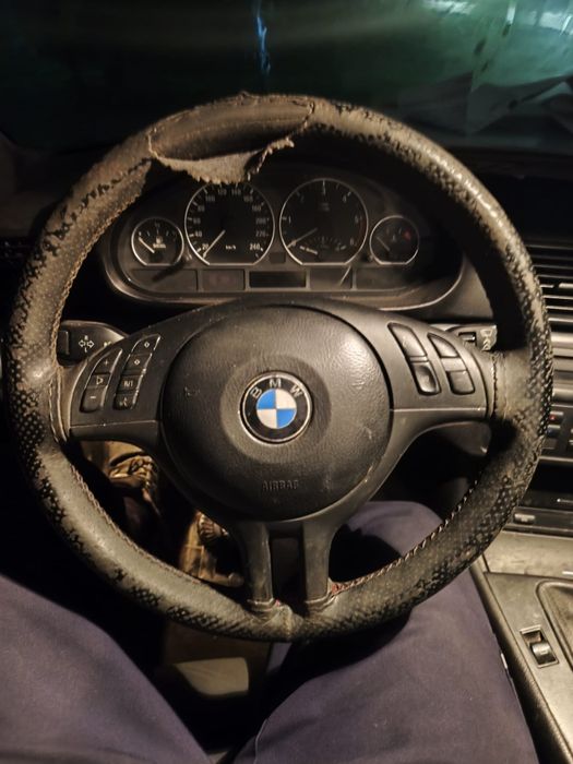 E46 facelift 320d  dezmembrez