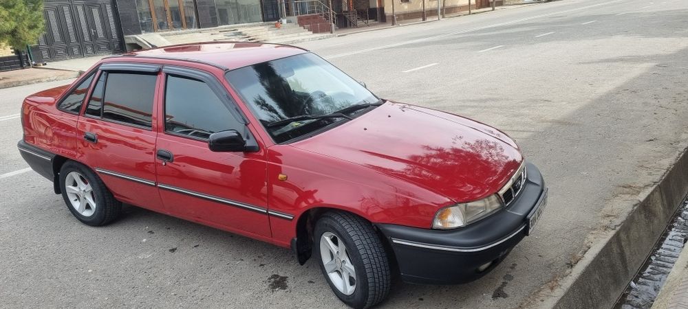 Нексия 1 1999 сонс