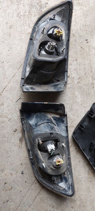 Мазда 3  задний стоп