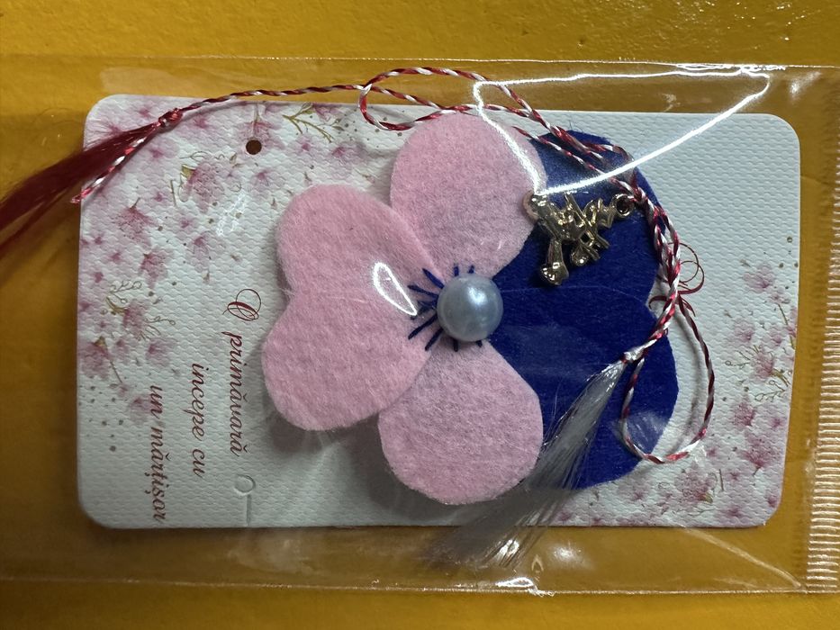 Martisoare panselute handmade/brosa