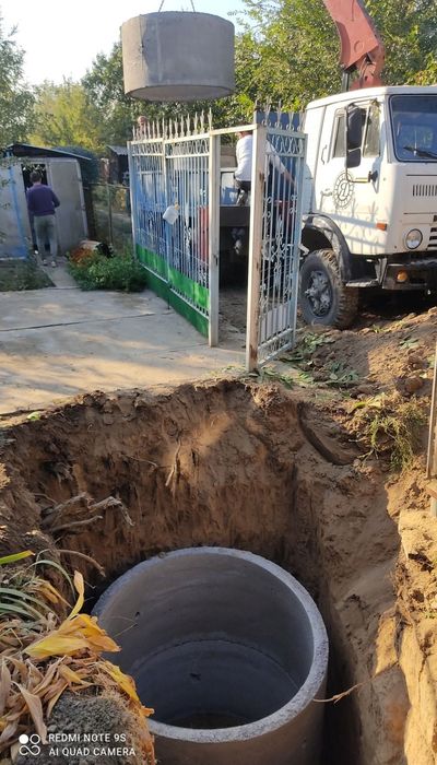 Копаем,септик ,траншей,туалет,бассеин ,сантехник