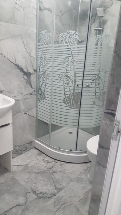 Ofer spre inchiriere harsonera la casa