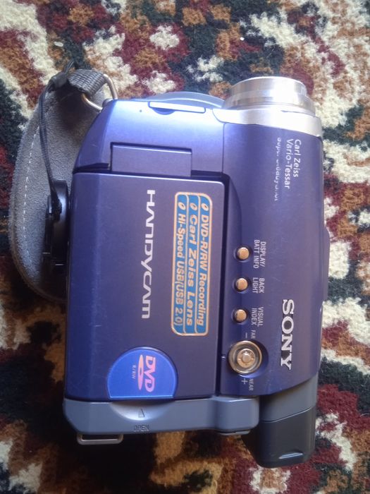 Sony foto aparat 120x oladi