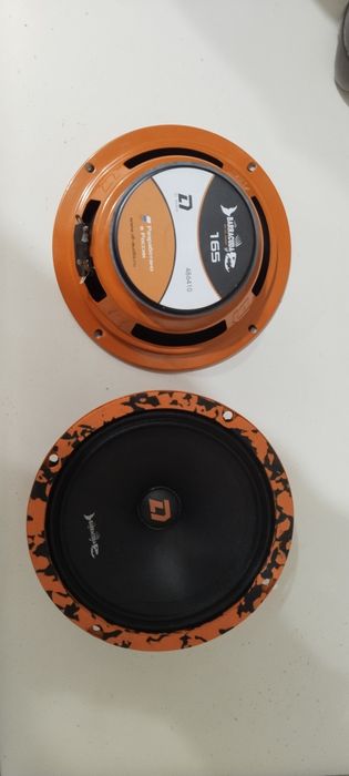 Продам колонки баракуда