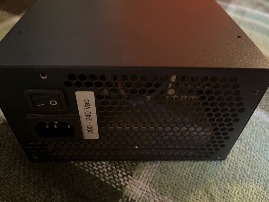 Продам Блок питания, БП Aerocool 750W
