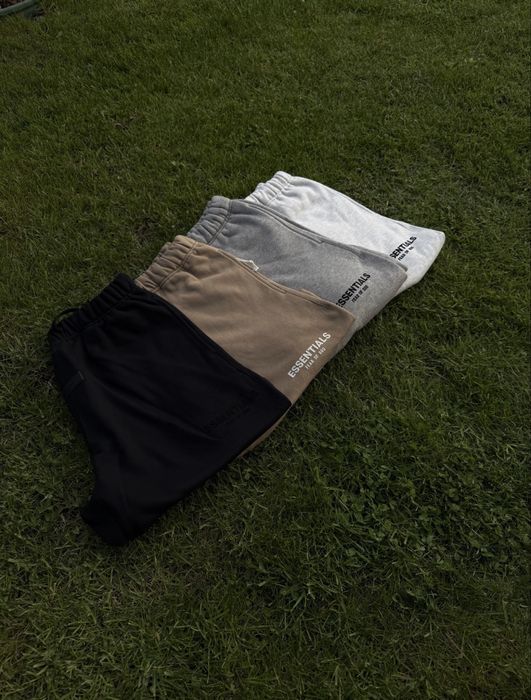 Pantaloni Essentials Scurti •PREMIUM•