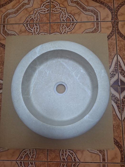 „Lavoar marmură naturală 40 cm pe blat – nou, nemontat”