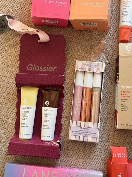 НОВО балсами и маски за устни Tarte, Laneige, Tatcha, Glossier