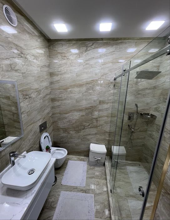 Сдаю в Аренду новую квартиру в новостройке 3/7/9