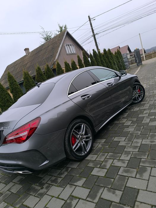 Mercedes Benz CLA 250 4-matic, pachet AMG-LINE