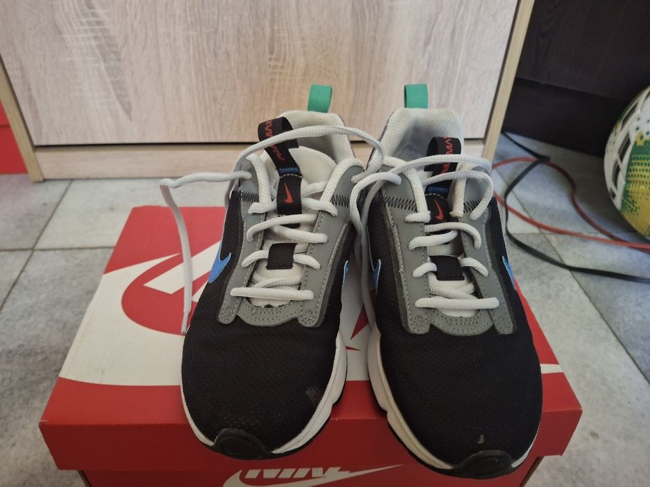 Nike обувки 36 номер