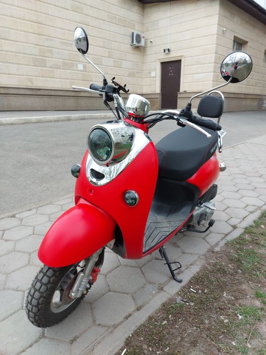 Мопед ретро скутер в идеале есть плёнка пробег 4000