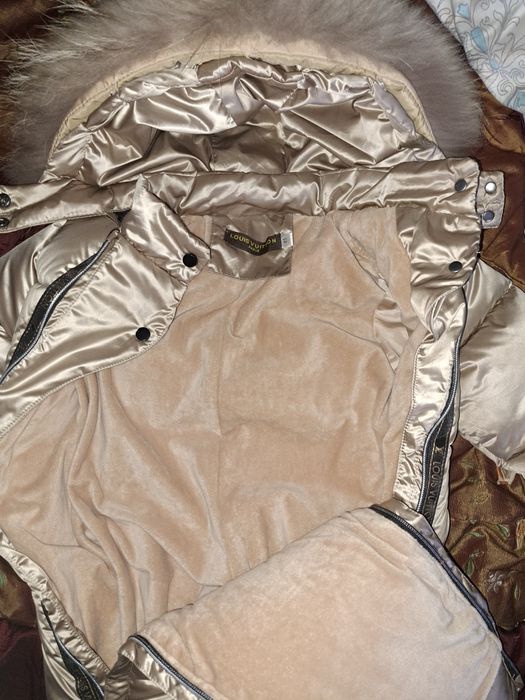 Продам детский комбинезон