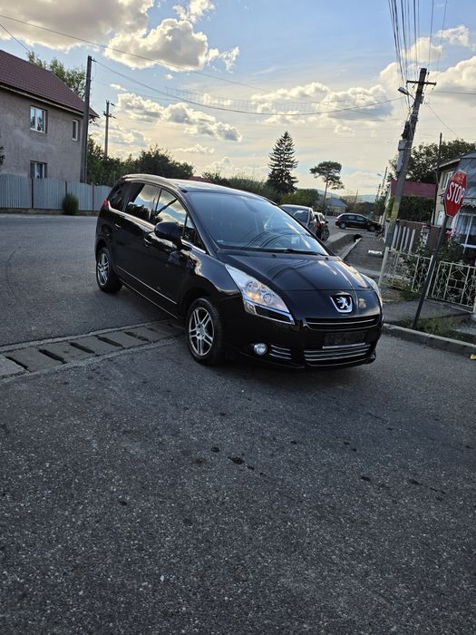 De vânzare Peugeot 5008