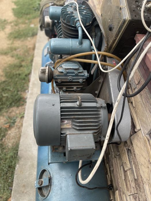 Компресор 300 литра