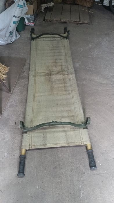 Носилки медицинские.