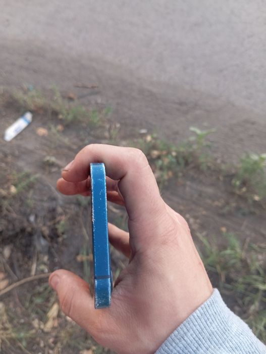Продам айфон 12 в хорошем состоянии