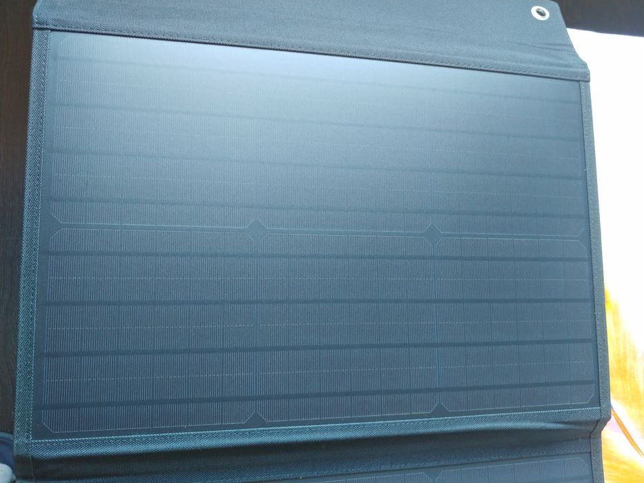 PRET FIX NOU Panou solar Pyramid 18V 100W pliabil geanta